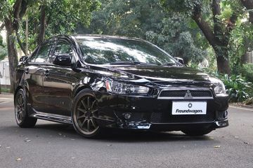 Mitsubishi Lancer Ex 2.0 Gt. Mitsubishi Lancer EX 2.0 GT 2010, Sedan Bertampang Sporty