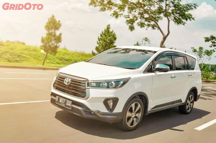 Oli Untuk Innova Diesel. Segini Kapasitas Oli Mesin yang Dibutuhkan Toyota Kijang Innova