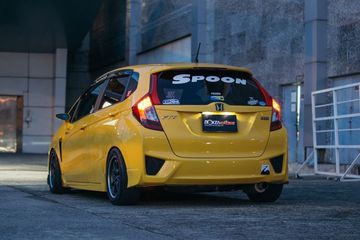 Modifikasi Interior Jazz Rs. Interior Honda Jazz Ini Makin Sporty Dijejali Banyak Aksesori Keren