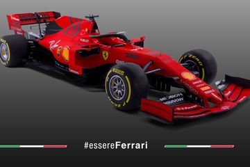 Mobil Ferrari Warna Merah. Enggak Kinclong Lagi, Ada Alasan Mengejutkan Mobil F1 Ferrari