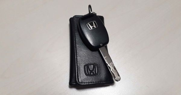 Cara Mematikan Alarm Mobil Honda Brio. Baterai Remote Keyless Honda Brio Mati, Begini Cara