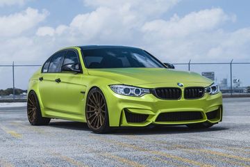 Modifikasi Mobil Warna Hijau. Segar, BMW M3 Dibungkus Warna Hijau Lemon Plus Pelek Seksi