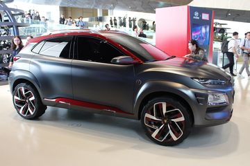 Modifikasi Mobil Warna Abu Abu Metalik. Resmi Mengaspal, Langsung Aja Modif Hyundai Kona Bertema Iron