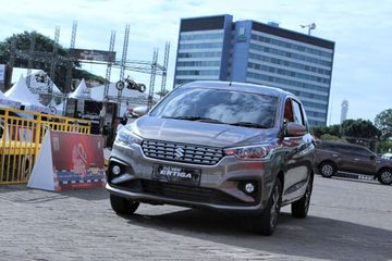 Harga Mobil Suzuki Ertiga. Daftar Harga Suzuki Ertiga 2018 April 2021, New Ertiga Cuma