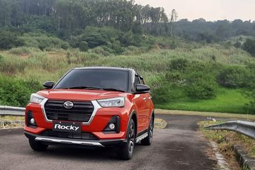 Apakah Toyota Raize Kuat Nanjak. Inden Rocky Lebih Cepat Ketimbang Toyota Raize, Daihatsu