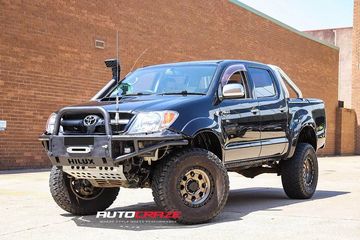 Modif Hilux Pick Up. Toyota Hilux Lama Tampil Beda, Kaki Jenjang Mantap Bergaya