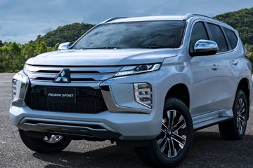 Cicilan Harga Pajero Sport. Mau Kredit Mitsubishi Pajero Sport? Cicilannya Mulai Rp 9 Jutaan