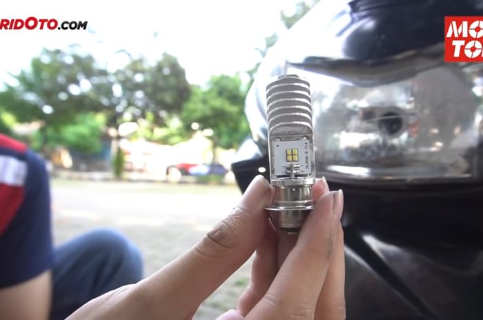 Ganti Lampu Avanza Dengan Led. Bisa Gak Hidup! Mau Ganti Lampu LED Untuk Sein dan Rem