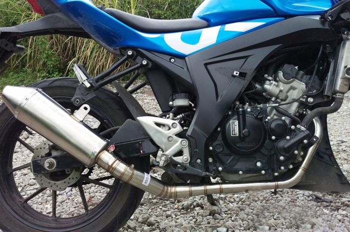 Efek Knalpot Tanpa Glasswool. Enggak Pakai Mahal, Bobok Knalpot Standar Suzuki GSX-R150