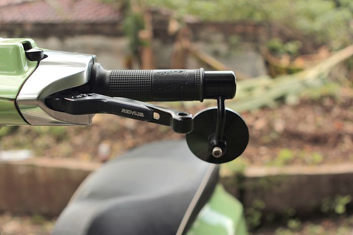 Cara Memasang Spion Lipat Motor. Streetmanners: Pasang Spion di Jalu Setang Motor, Begini Kata