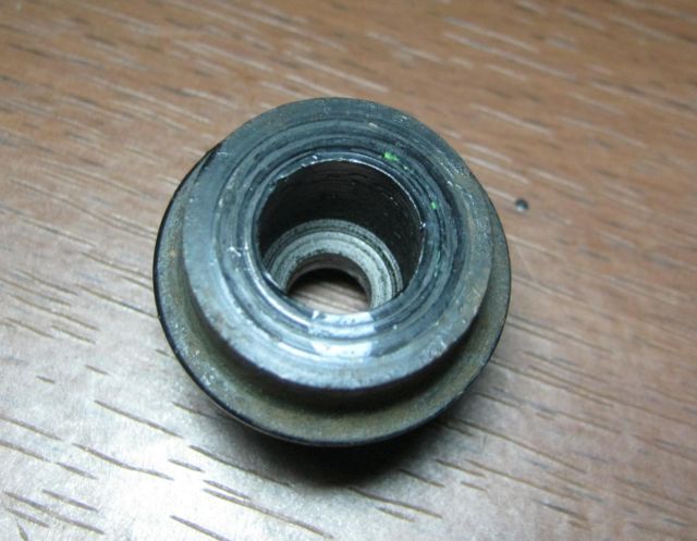 Cara Melepas Jalu Stang Motor. Ganti jalu stang lebih berat di Honda Beat ternyata memang benar