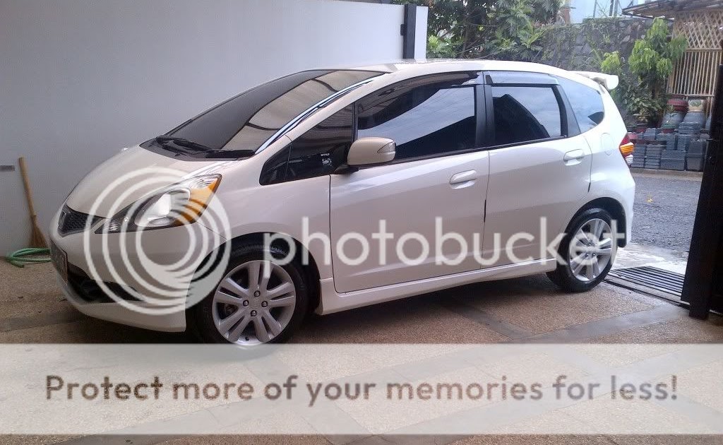 Foto Mobil Honda Jazz Di Depan Rumah. 7500 Gambar Mobil Honda Jazz Depan Rumah Terbaik