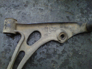 Cara Pasang Ball Joint Ertiga. {frogfoot} Ganti balljoint (berikut arm) Aerio yang bunyi