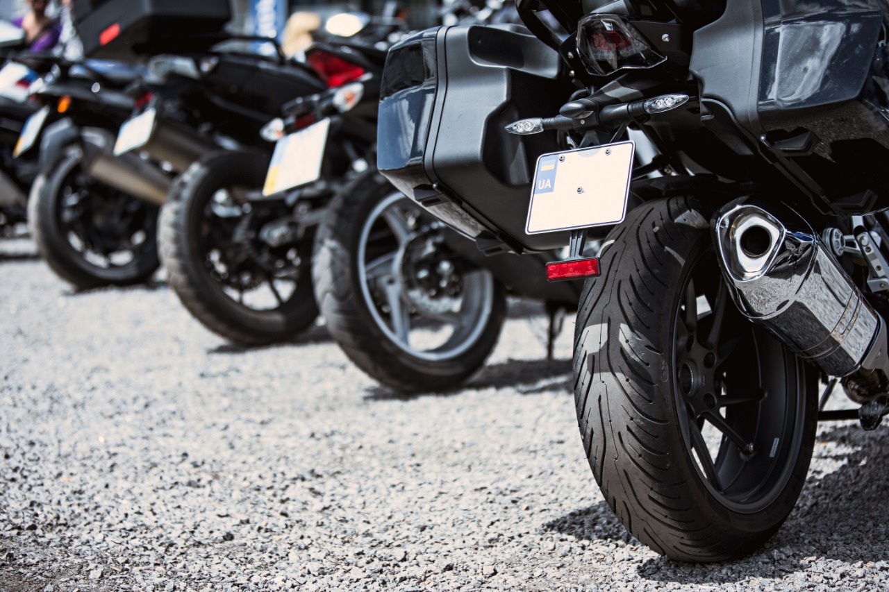 Cara Ganti Plat Nomor Motor. Syarat, Cara, dan Biaya untuk Ganti Plat Motor Terbaru 2021