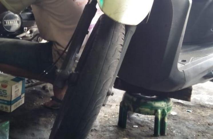 Cara Menambal Ban Tubles Yang Benar. Tiga Pilihan Metode Tambal Ban Tubeless dengan Benar, Silakan