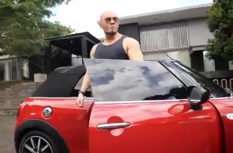 Harga Mobil Mini Cooper Termahal. Sultan mah Bebas, Ini Alasan Deddy Corbuzier Beli Mini Cooper S