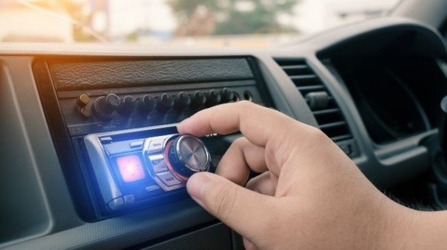 Cara Setting Audio Mobil Yang Benar. Ini Cara Setting Audio Mobil Sendiri Dengan Mudah Dan Benar