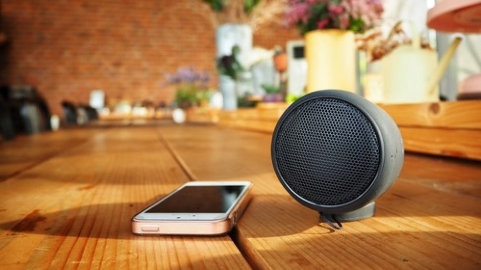 Cara Menghubungkan Hp Ke Speaker Aktif. Cara Menghubungkan Speaker Bluetooth dan Headphone ke Android