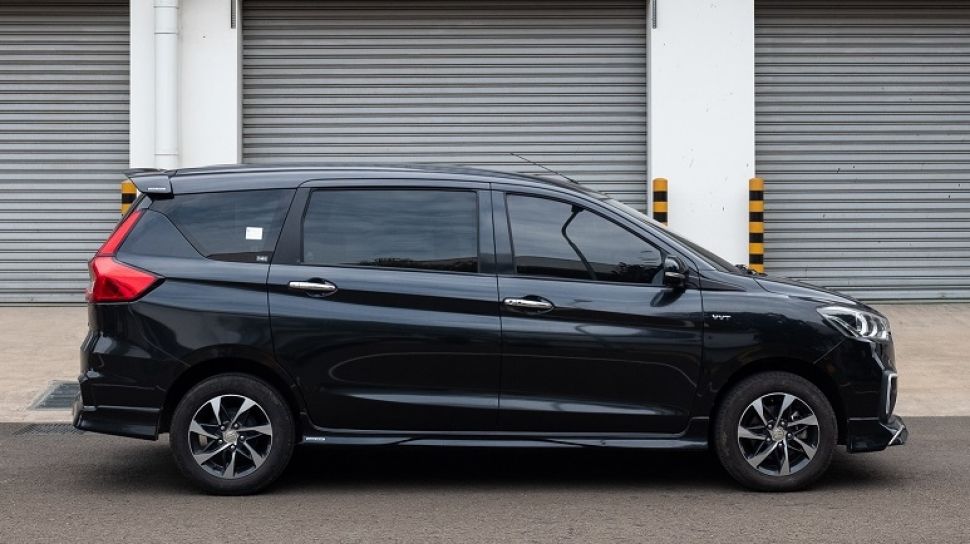 Harga Suzuki Ertiga Dan Xl7. Suzuki Umumkan Harga Baru Ertiga dan XL7, Turun Rp14 Juta