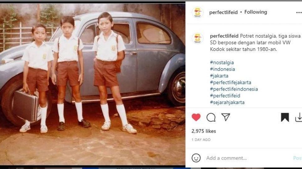 Foto Koper Di Dalam Mobil. Viral Foto Jadul Bocah SD Depan Mobil VW Bawa Koper, Netizen