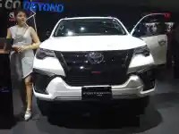 Beda Fortuner G Dan Vrz. Apa Bedanya Toyota Fortuner VRZ Maupun SRZ Dengan Varian