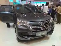 Harga Xenia Tipe R Sporty 2018. Pilih Daihatsu Xenia Baru Atau Bekas yang Belum Genap Setahun?