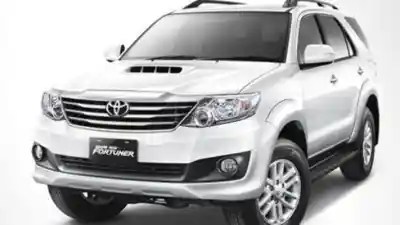 Perbedaan Fortuner Vnt Dan Trd 2014. Pantauan Harga Mobkas Toyota Fortuner VNT