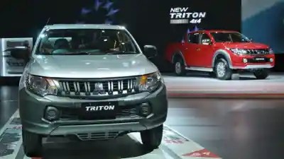 Triton Single Cabin 4x2. Mitsubishi Triton Facelift Dan Single-cab 4x2 Resmi Dijual