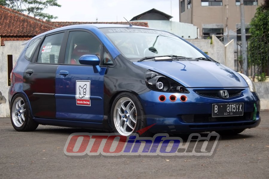 Jazz Idsi Modifikasi Honda Jazz 2005. Honda Jazz Idsi 2005 (Purwokerto): Gaya Street Racing Juragan