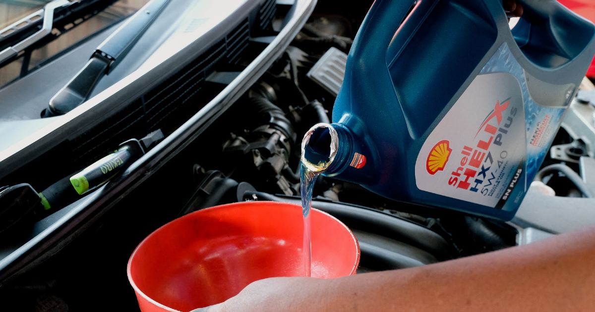 Kelebihan Oli Shell Helix. Oli Shell Helix: Pilihan Varian Seri, Spesifikasi, dan Harga