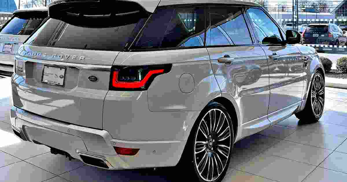 Mobil Range Rover Evoque. Harga Mobil Range Rover 2022, SUV Mewah dan Tangguh!