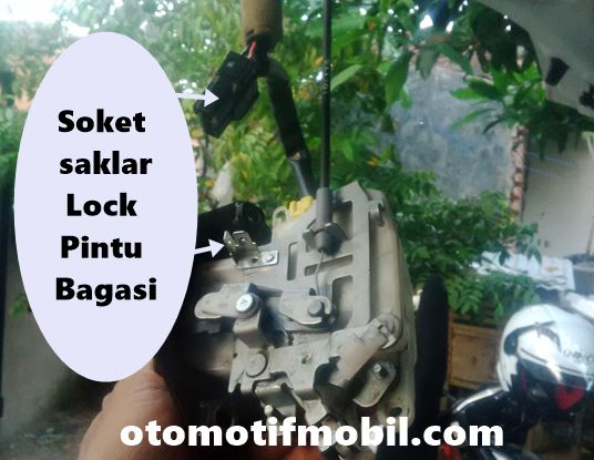 Sensor Pintu Mobil Nyala Terus. Lampu Indikator Pintu Mobil Livina Nyala Terus – Otomotif Mobil