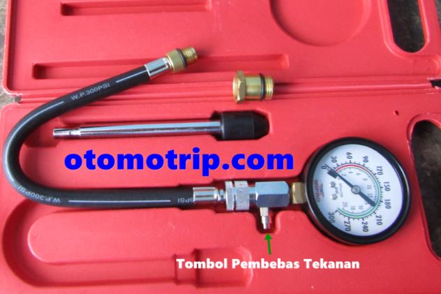 Alat Tes Kompresi Mobil. Fungsi Kompresi Tester Alat Test Kompresi Mesin Mobil – OtomoTrip