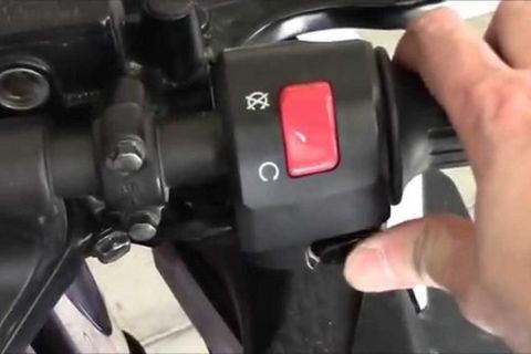 Ciri Ciri Relay Rusak. Ciri-ciri Relay Starter Motor Rusak, Simak 3 Hal Ini!