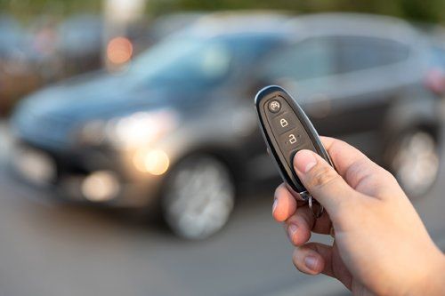Cara Mematikan Alarm Mobil. Cara Mematikan Alarm Mobil yang Tiba-tiba Bunyi Sendiri