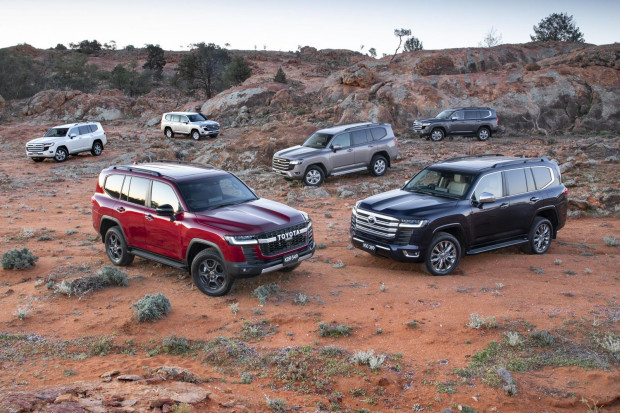 Gambar Mobil Land Cruiser. Toyota Kurangi Produksi Mobil, Land Cruiser dan Voxy Baru