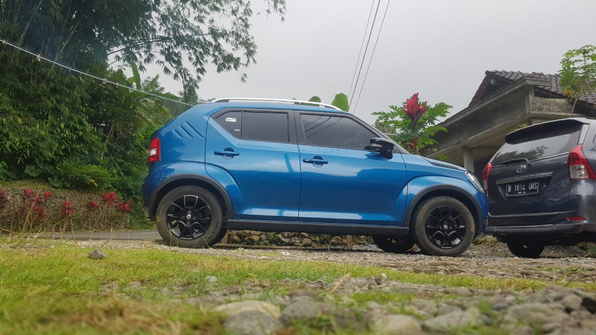 Stir Mobil Tidak Lurus. Alasan Setir Mobil Harus Lurus saat Parkir