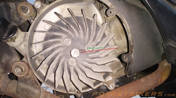 Posisi Top Suzuki Spin. Cara setting klep suzuki spin 125 sediri dengan mudah !!