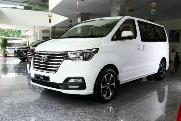 Konsumsi Bbm Hyundai H1 Bensin. Blog Apa Saja Kelebihan & Kekurangannya Hyundai H1, Cek di Sini!