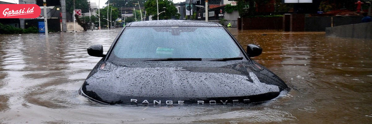 Penyebab Rem Mobil Terlalu Pakem. Terjang Banjir Rem Mobil Jadi 'Over Pakem'? Periksa Komponen