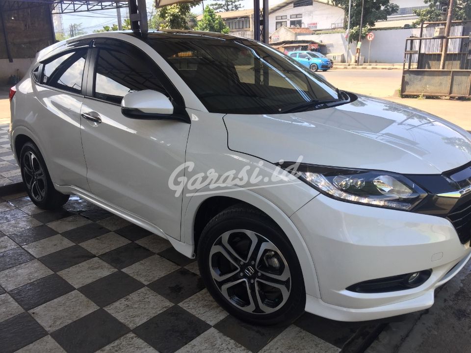 Harga Honda Hrv Prestige 2016 Bandung. Jual Mobil Bekas 2016 Honda HR-V Prestige Two Tone 1.8 Kota