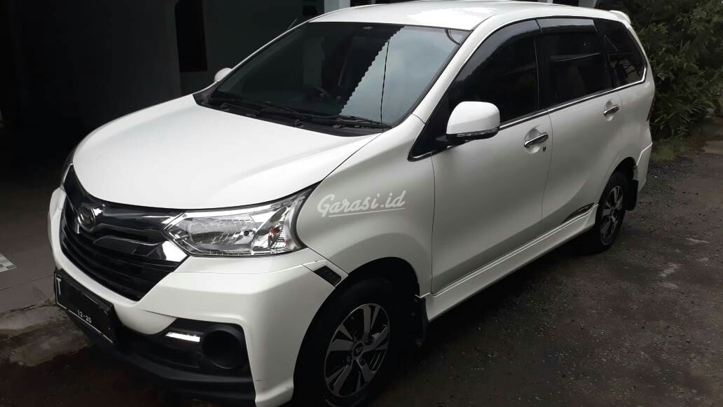 Harga Xenia R Sporty 2015 Bekas. Jual Mobil Bekas 2015 Daihatsu Xenia R Sporty (Type Tertinggi