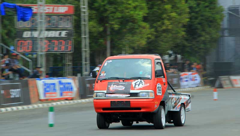 Cara Modifikasi Mobil L300 Pick Up. 3 Cara Modifikasi Mobil Pick Up Slalom, Boleh Dicoba!