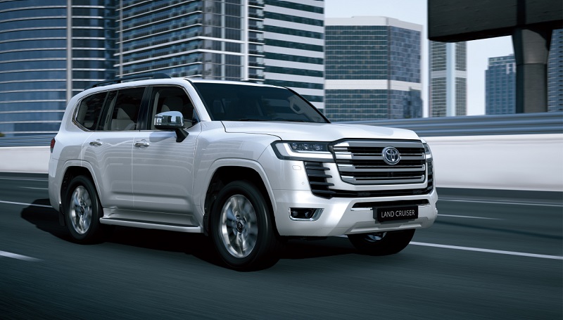 Kelebihan Toyota Land Cruiser. 5 Kelebihan Land Cruiser 300, Generasi Baru Bermesin Kecil
