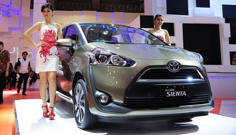 Interior Toyota Sienta Indonesia. Sejarah Toyota Sienta, Sudah Ada Sejak 2003 – Moladin