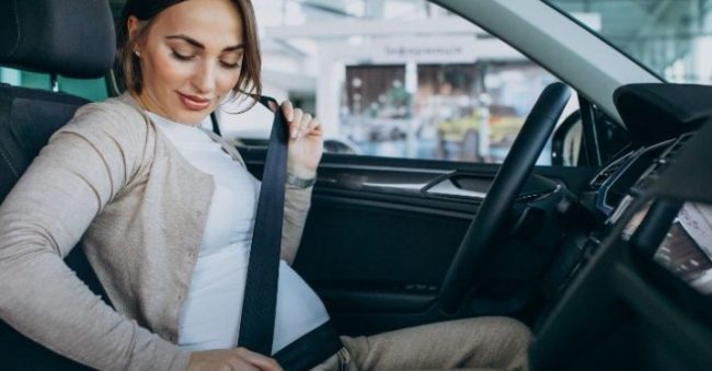 Cara Memakai Sabuk Pengaman Mobil. Pentingnya Sabuk Pengaman Ibu Hamil dan Cara Pakai yang Benar
