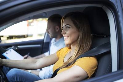 Tempat Latihan Mobil Terdekat. 6 Rekomendasi Tempat Kursus Mobil Terdekat