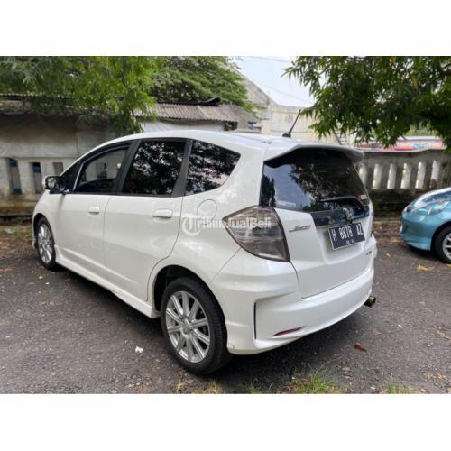 Harga Mobil Jazz Bekas Semarang. Mobil Honda Jazz RS manual 2014 Bekas Siap Pakai Nominus