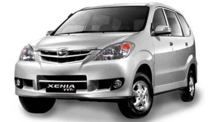 Harga Mobil Xenia Bekas Tahun 2009. Cek Harga Mobil Bekas Daihatsu Xenia Tahun 2009 Jelang Akhir