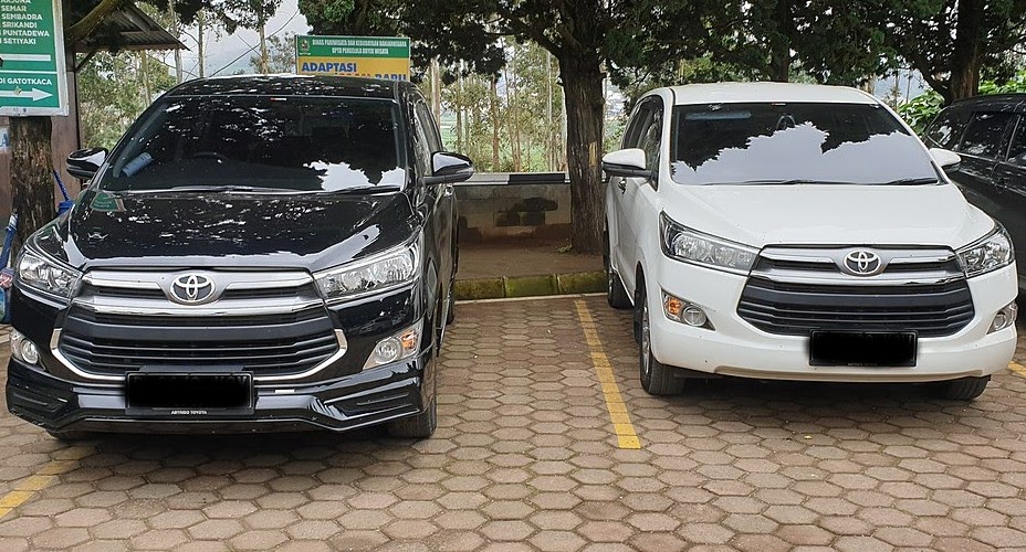 Dalam Mobil Innova Reborn : Toyota Innova